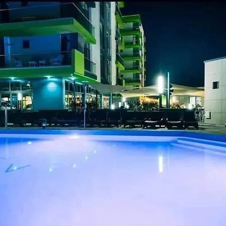 Apartment Bpk Alezzi Mamaia Nord *